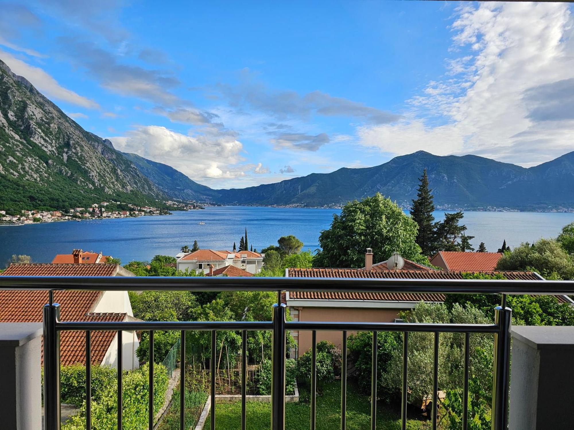 Apartments Nadja Kotor Exterior foto
